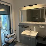 Hof Busen Ap. Apartman *