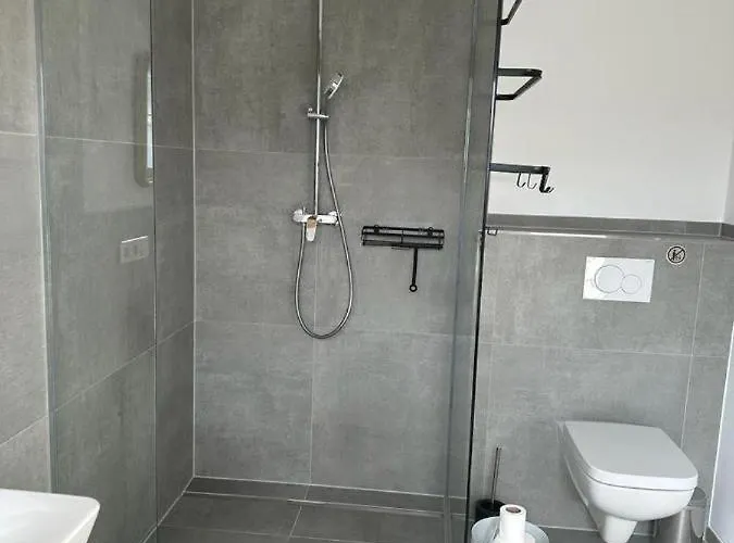 Hof Busen Ap. * Mönchengladbach